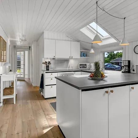 Holiday home Bv424-blavand-hedetoftvej-65 *